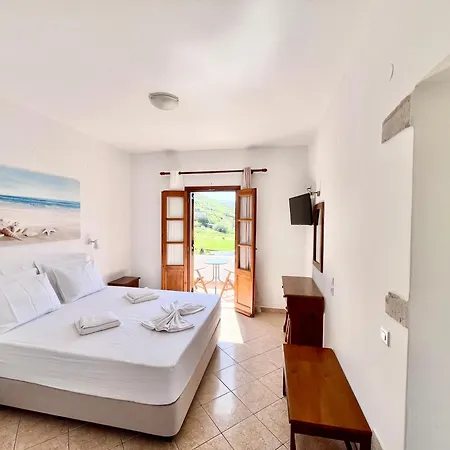 Apart Otel Nicolas 3*