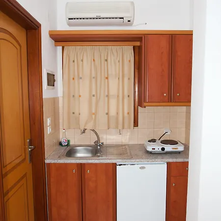 Nicolas Hotel de apartamente Skala
